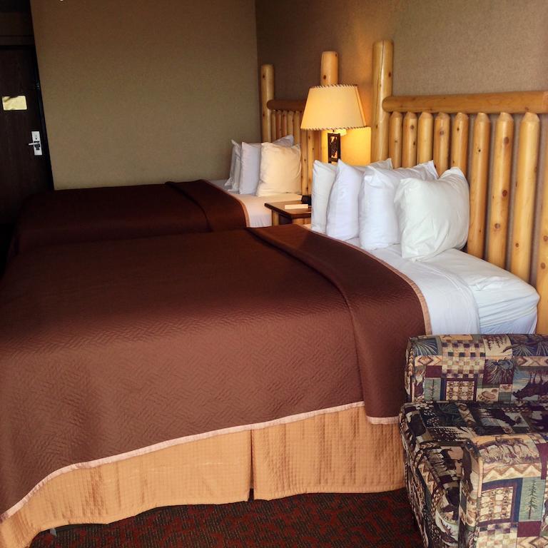 Bridge Vista Beach Hotel And Convention Center Mackinaw City Extérieur photo
