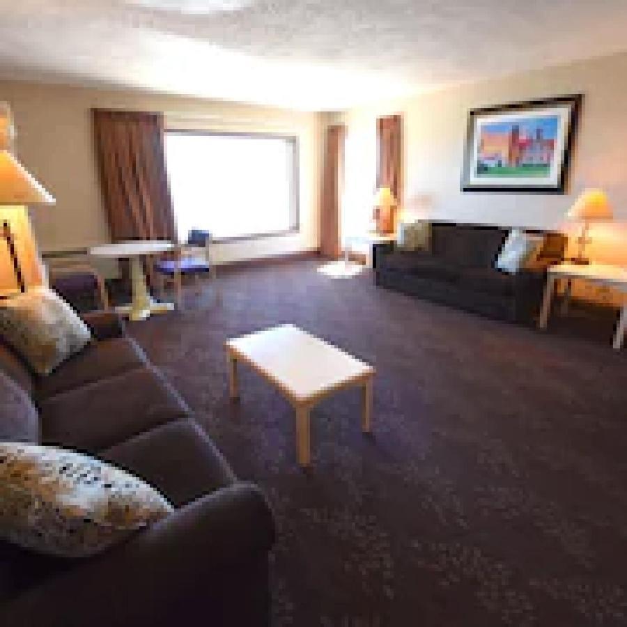 Bridge Vista Beach Hotel And Convention Center Mackinaw City Extérieur photo