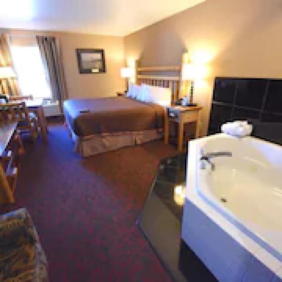 Bridge Vista Beach Hotel And Convention Center Mackinaw City Extérieur photo