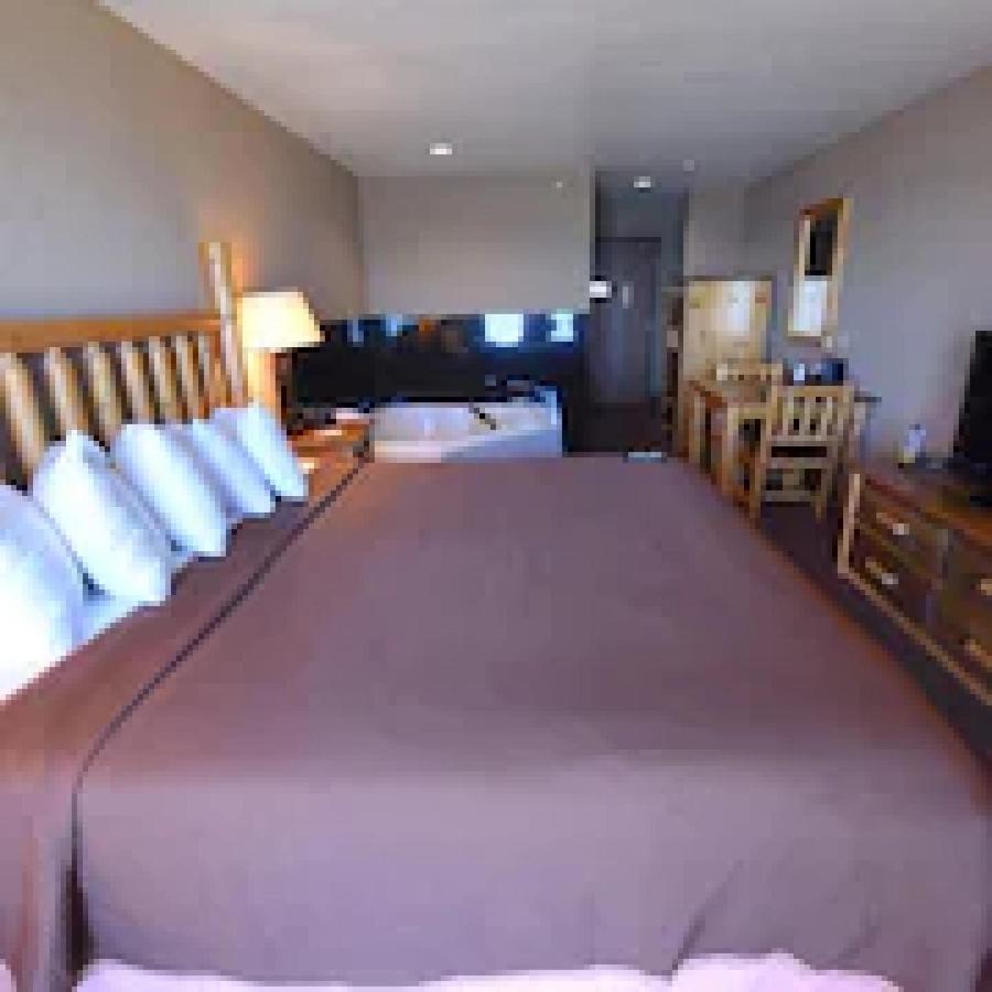 Bridge Vista Beach Hotel And Convention Center Mackinaw City Extérieur photo