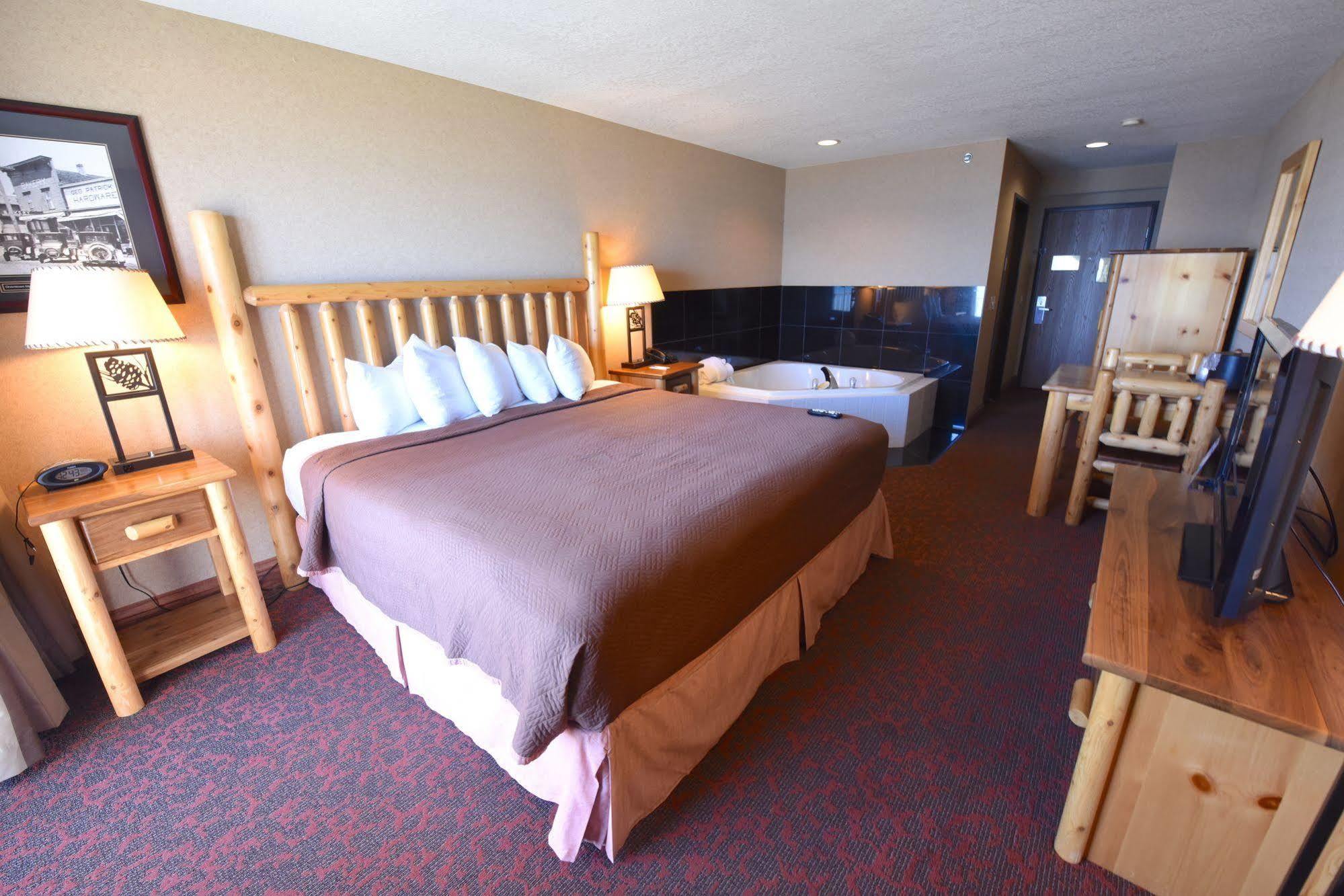 Bridge Vista Beach Hotel And Convention Center Mackinaw City Extérieur photo